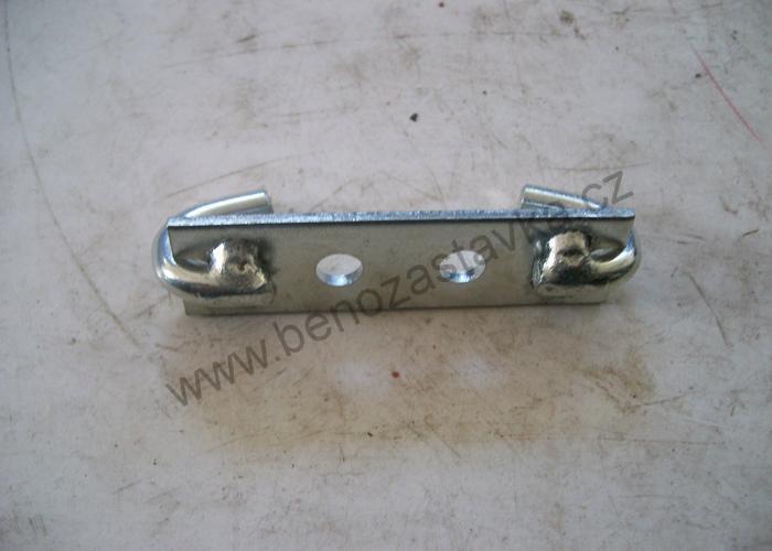 Příchytka - Zetor URIII