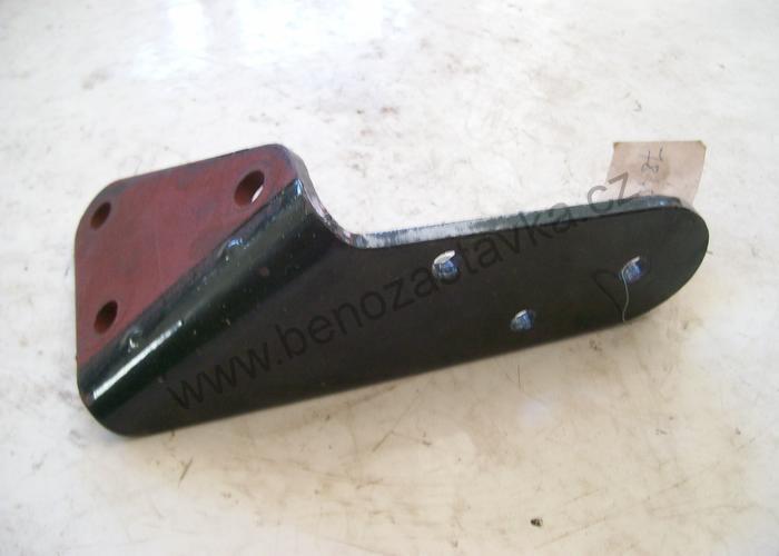 Konzola závěsu - Zetor URIII