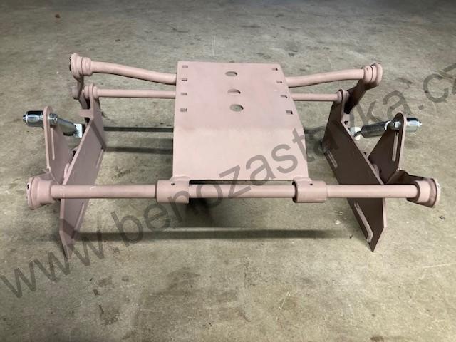 Nůžkový mechanismus sedadla, sedadlo - Zetor
