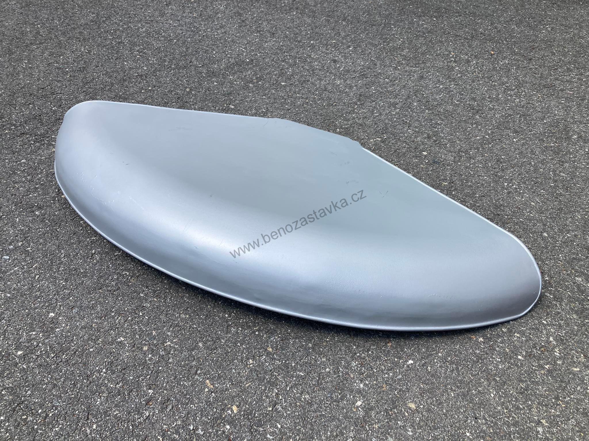 Pravý zadní blatník lízátko - Top kvalita - Zetor 25