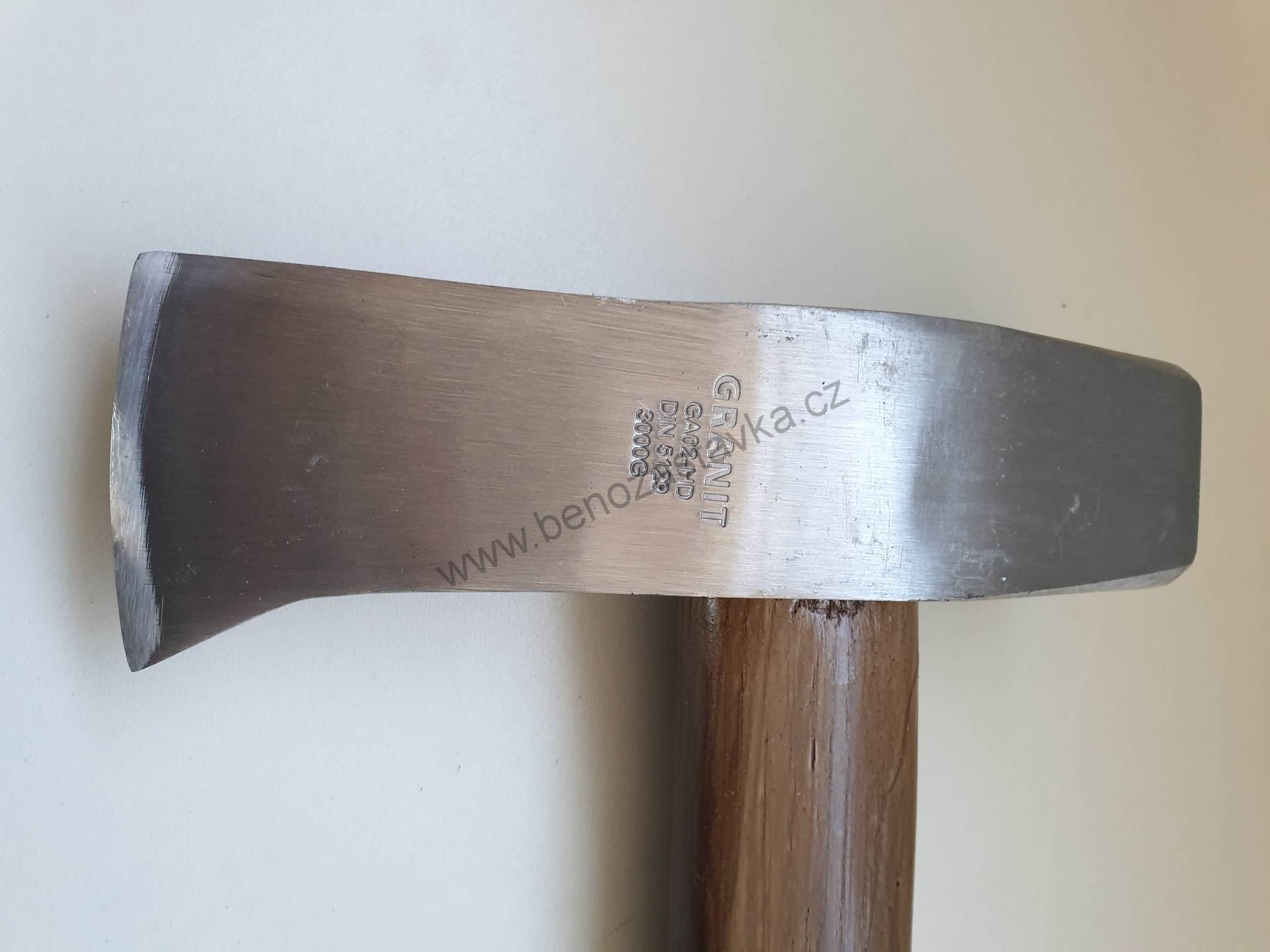 Štípací kladivo 900mm GRANIT BLACK EDITION