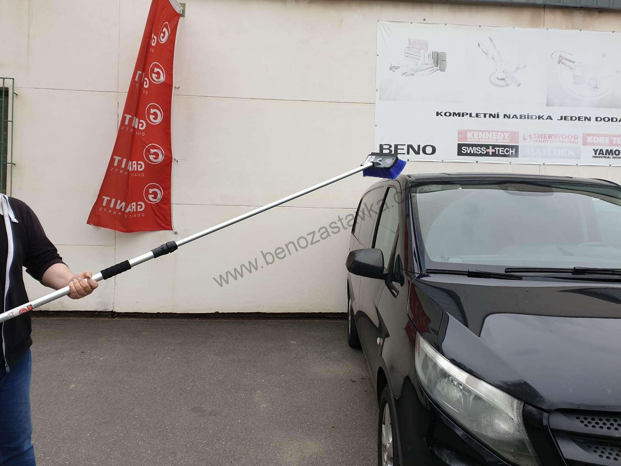 K2 Teleskopický kartáč 140-240 cm