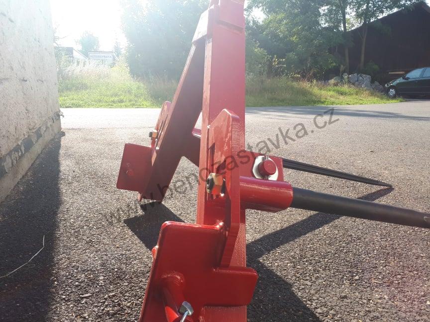 Přepravní vidlice balíků, tříbodové upevnění - sklopná s čepem - GRANIT 