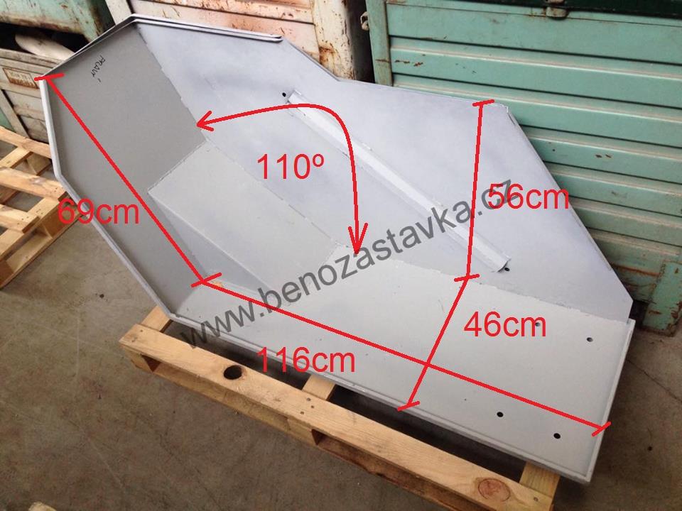 Pravý zadní blatník s velkou kapsou pro sedadlo spolujezdce - Zetor, SK Kabina