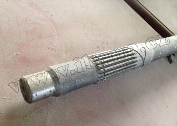 Vývodový hřídel úplný - Zetor URI