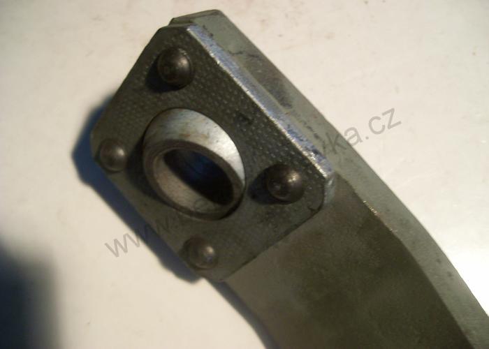 Spodní táhlo úplné CZ - délka 900mm, pruměr 28mm - Zetor URI