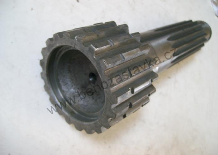 Hnaný hřídel redukce - Zetor URII