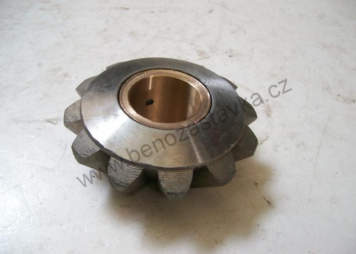 Satelit - Zetor URII