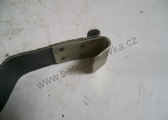 Příchytka - Zetor URII