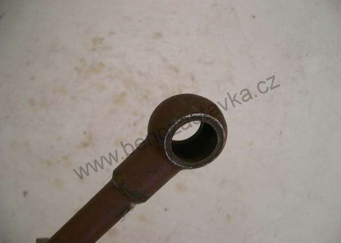 Potrubí čerpadla - Zetor URII