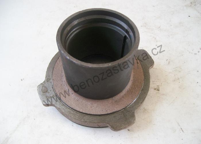 Vysouvací objímka - Zetor URII