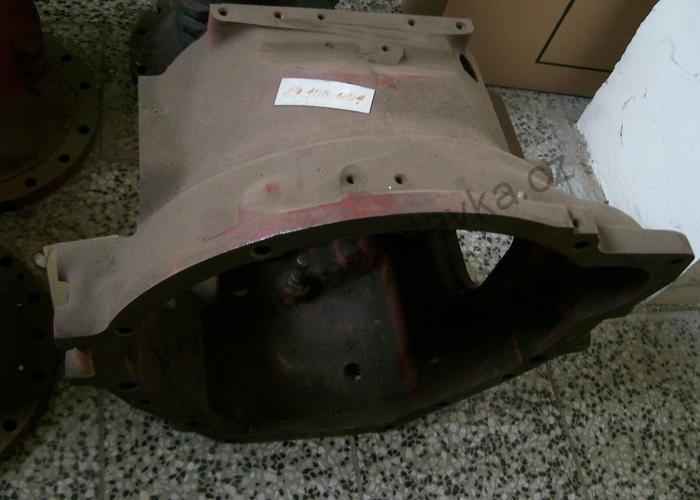 Meziskříň - Zetor URII