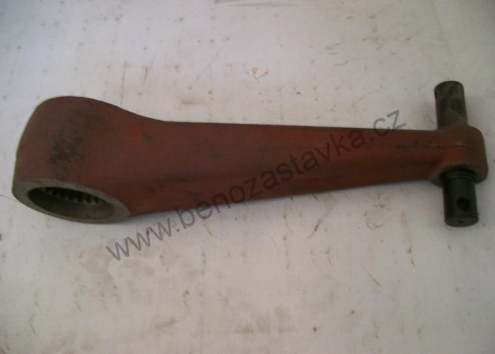 Rameno pravé - Zetor URII