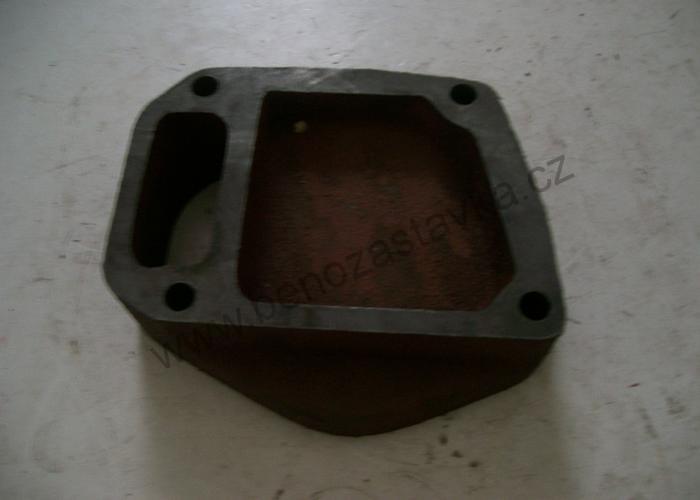 Těleso vodního čerpadla - Zetor URII