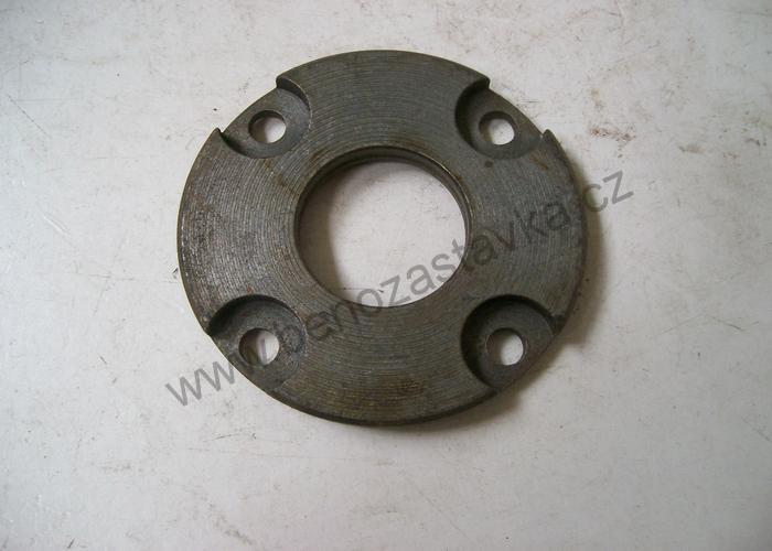 Střední víko - Zetor URII