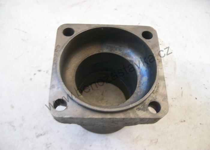 Těleso spojky - Zetor URII