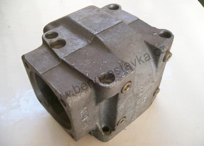 Těleso kompresoru - Zetor URII