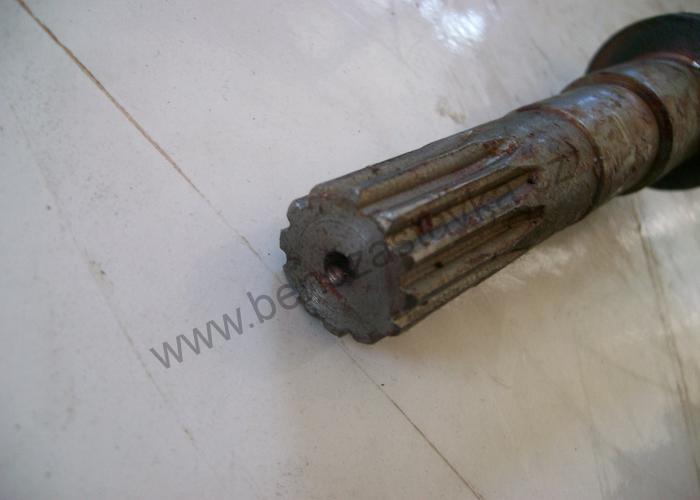 Hřídel volantu dolní - Zetor URIII