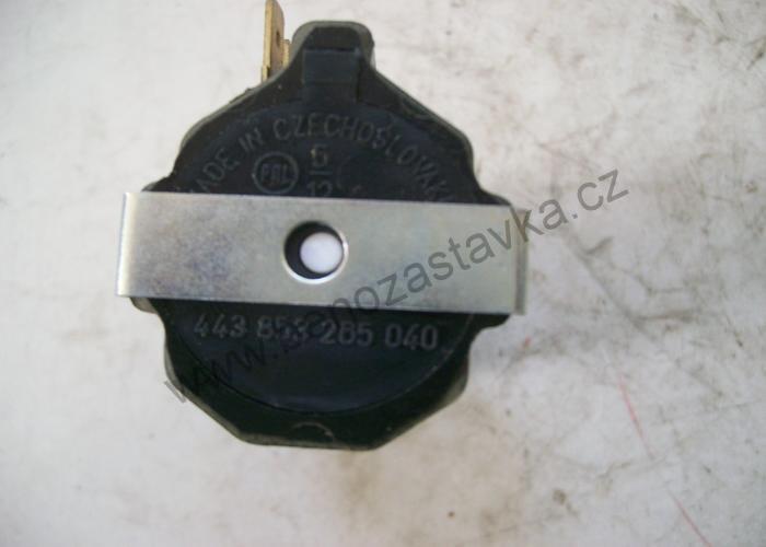 Spínač přední hnací nápravy - Zetor URIII