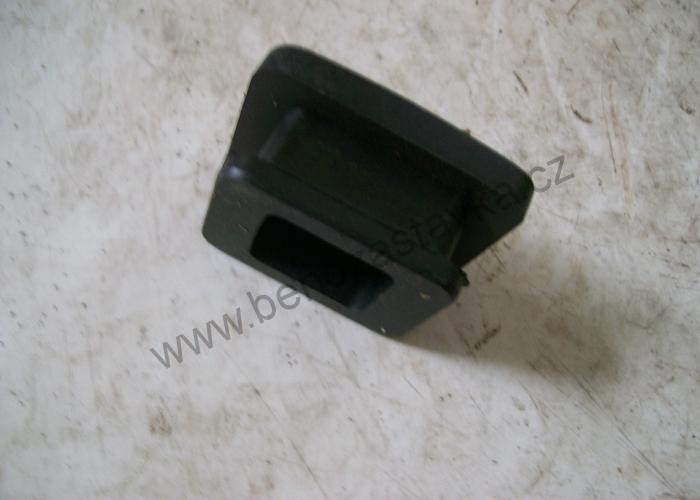 Zátka - Zetor URIII