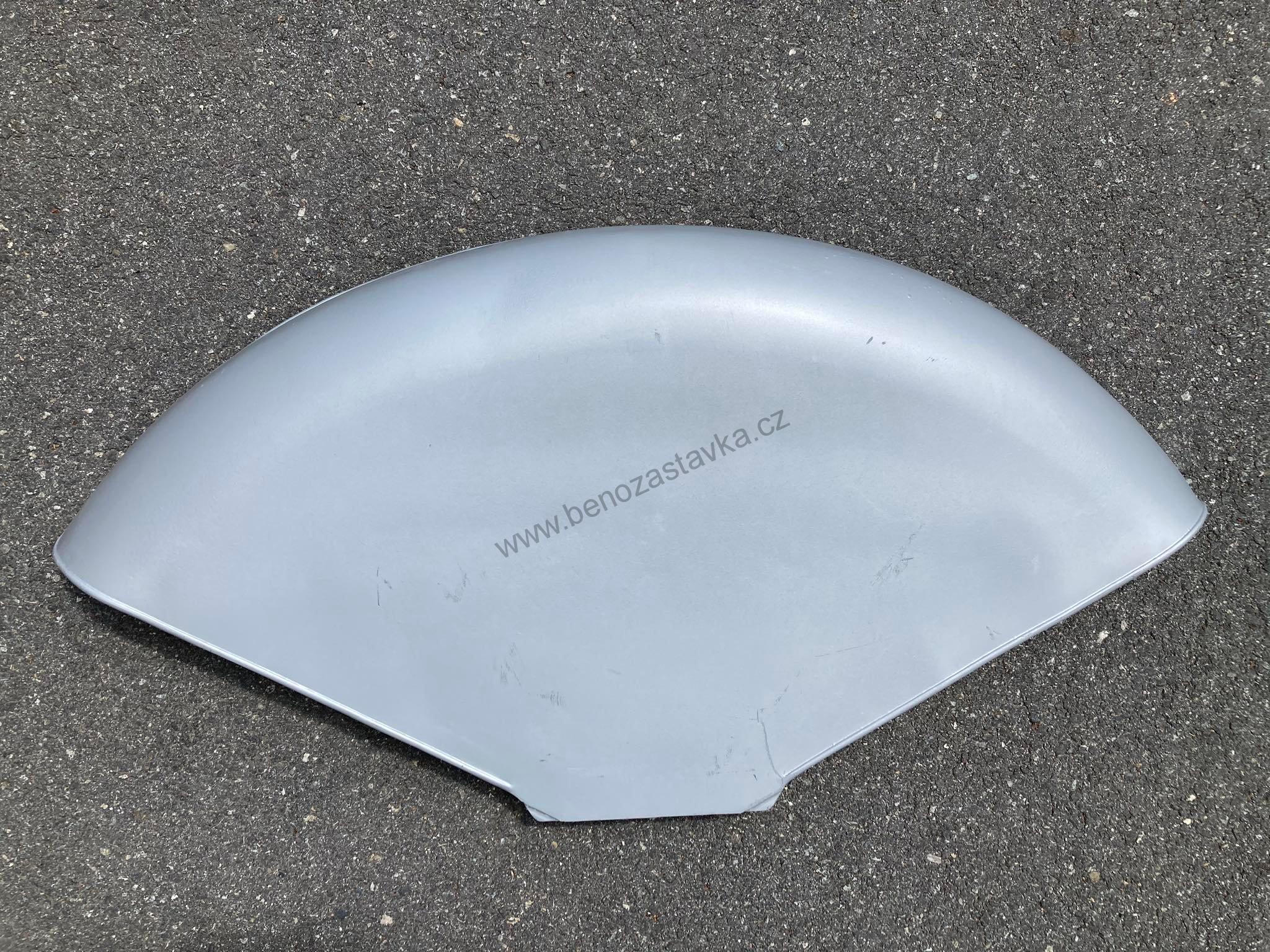 Pravý zadní blatník lízátko - Top kvalita - Zetor 25