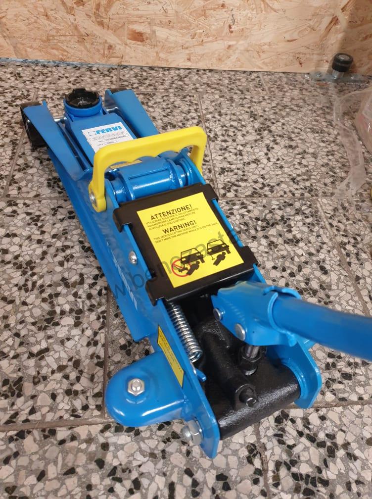 Hydraulický pojízdný zvedák 2t FERVI