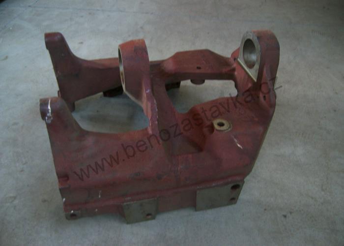 Konzola přední nápravy - Zetor URIII