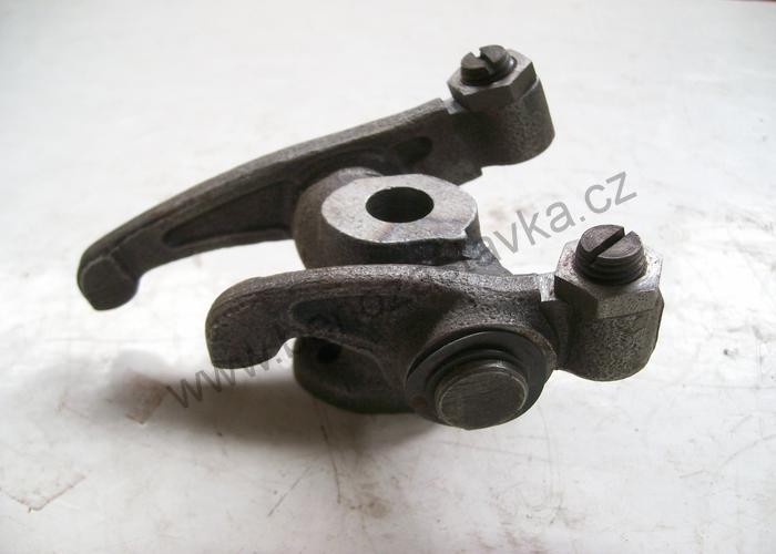 Kozlík s vahadly - Zetor URI