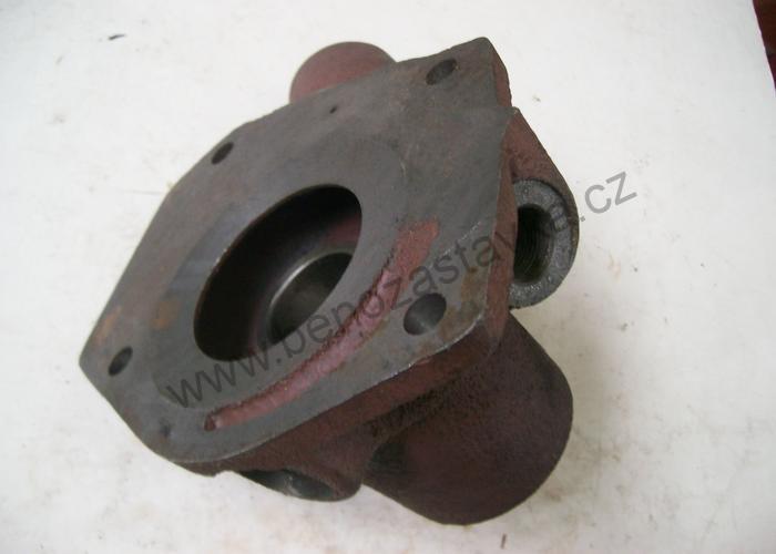 Těleso vodního čerpadla - Zetor URII