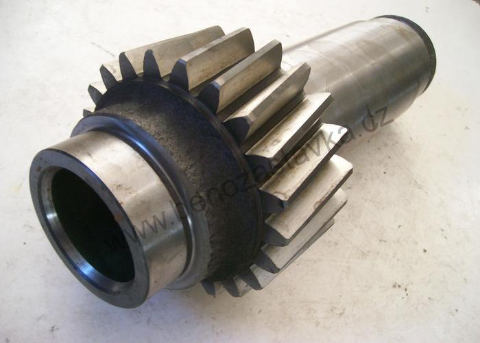 Předlohový hřídel - Zetor URII