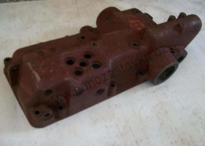 Víko hydrauliky - Zetor URIII