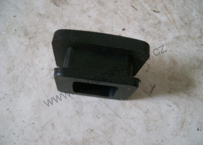 Zátka - Zetor URIII