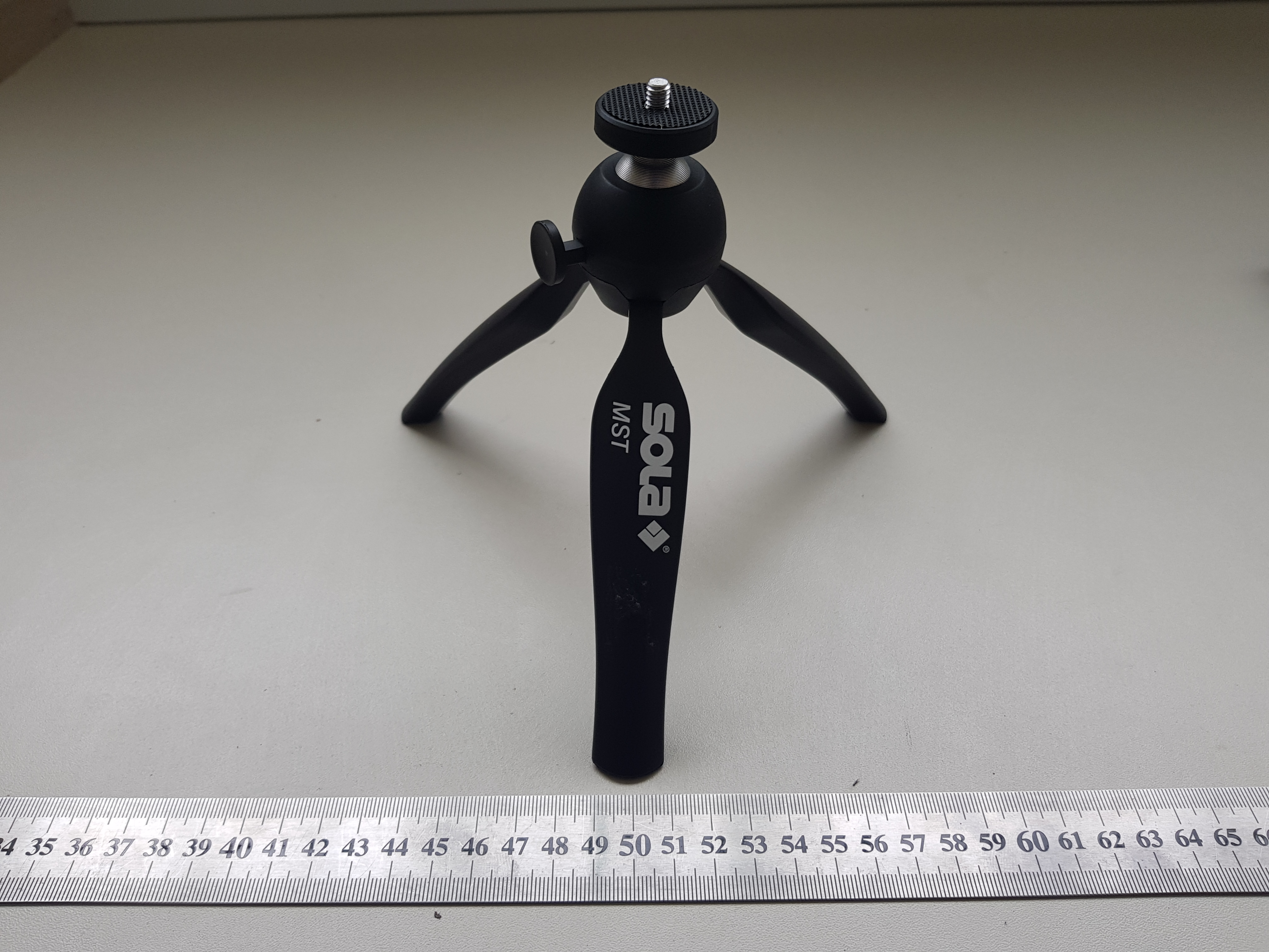 Nabíjecí reflektor LED (P4533 + COB LED) se stativem 