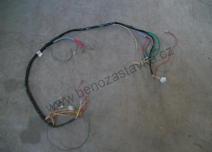 Hlavní kabel - Zetor URI