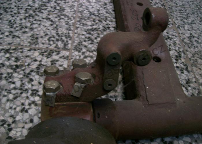 Neodpružený nástavec pravý - Zetor URII