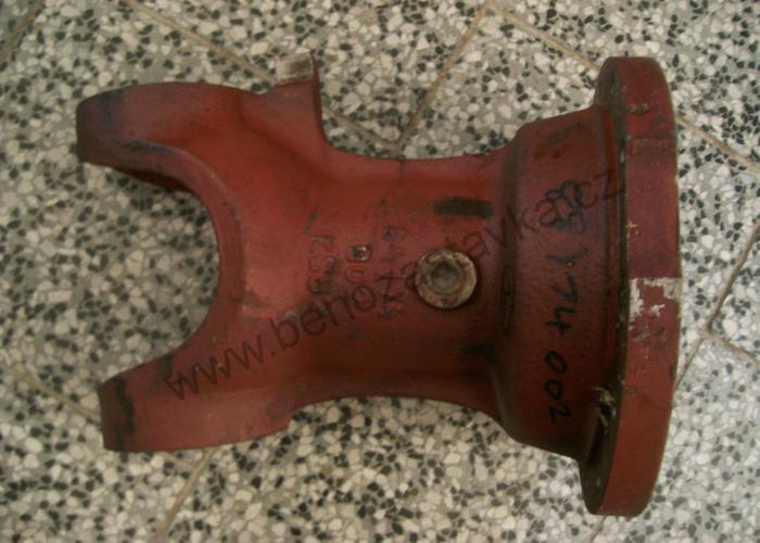 Těleso nápravy II - Zetor URII