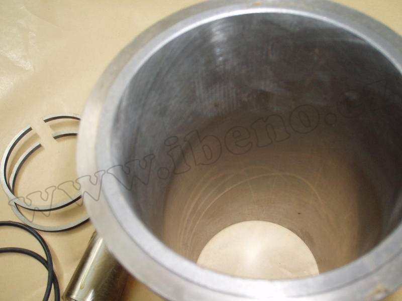 Kompletní vložený válec DOVOZ - Zetor Super 50