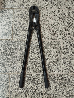 Kleště štípací 750m